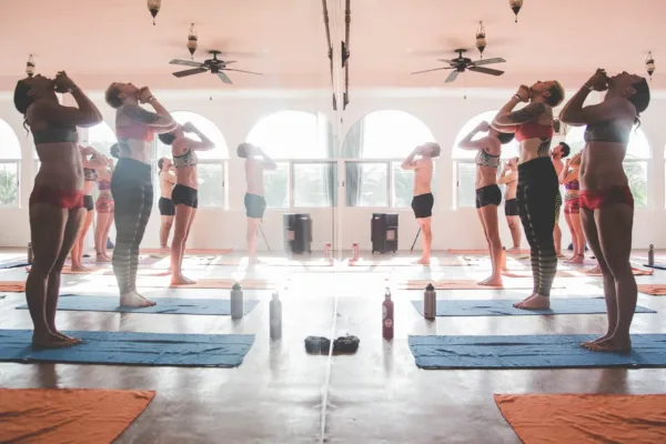 yoga room casa om yoga